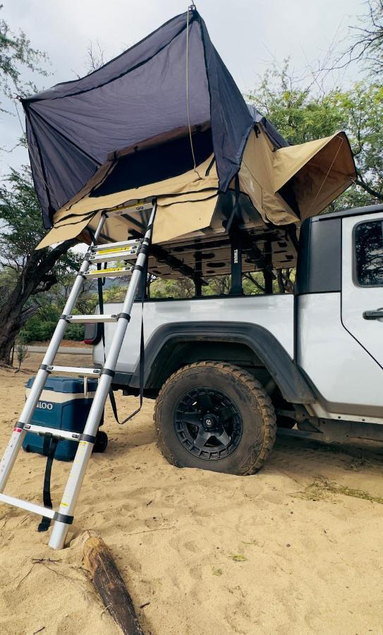 Explore Maui'S Diverse Campgrounds And Uncover The Island'S Beauty From Fresh Perspectives Every Day As You Journey With Aloha Glamp'S Great Jeep Equipped With A Rooftop Tent Paia Eksteriør billede
