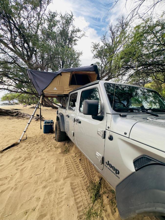 Explore Maui'S Diverse Campgrounds And Uncover The Island'S Beauty From Fresh Perspectives Every Day As You Journey With Aloha Glamp'S Great Jeep Equipped With A Rooftop Tent Paia Eksteriør billede