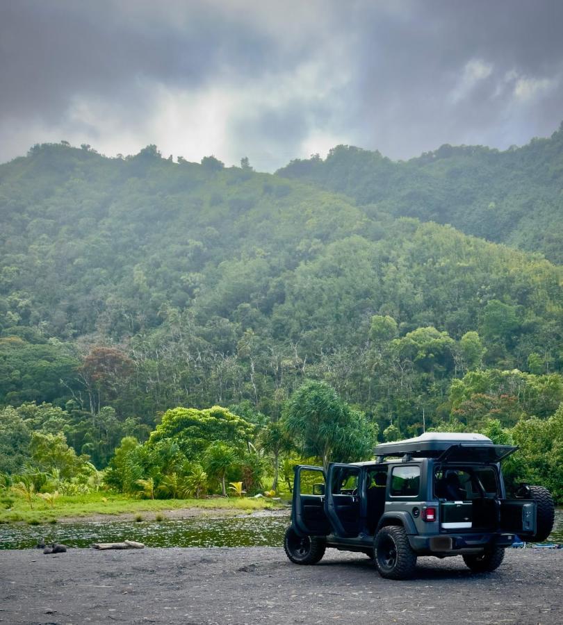 Explore Maui'S Diverse Campgrounds And Uncover The Island'S Beauty From Fresh Perspectives Every Day As You Journey With Aloha Glamp'S Great Jeep Equipped With A Rooftop Tent Paia Eksteriør billede