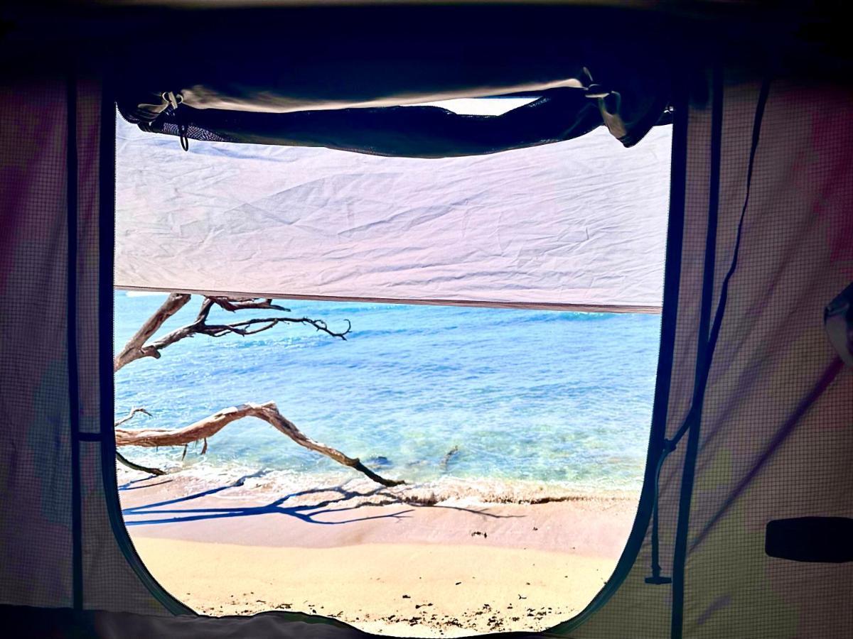 Explore Maui'S Diverse Campgrounds And Uncover The Island'S Beauty From Fresh Perspectives Every Day As You Journey With Aloha Glamp'S Great Jeep Equipped With A Rooftop Tent Paia Eksteriør billede