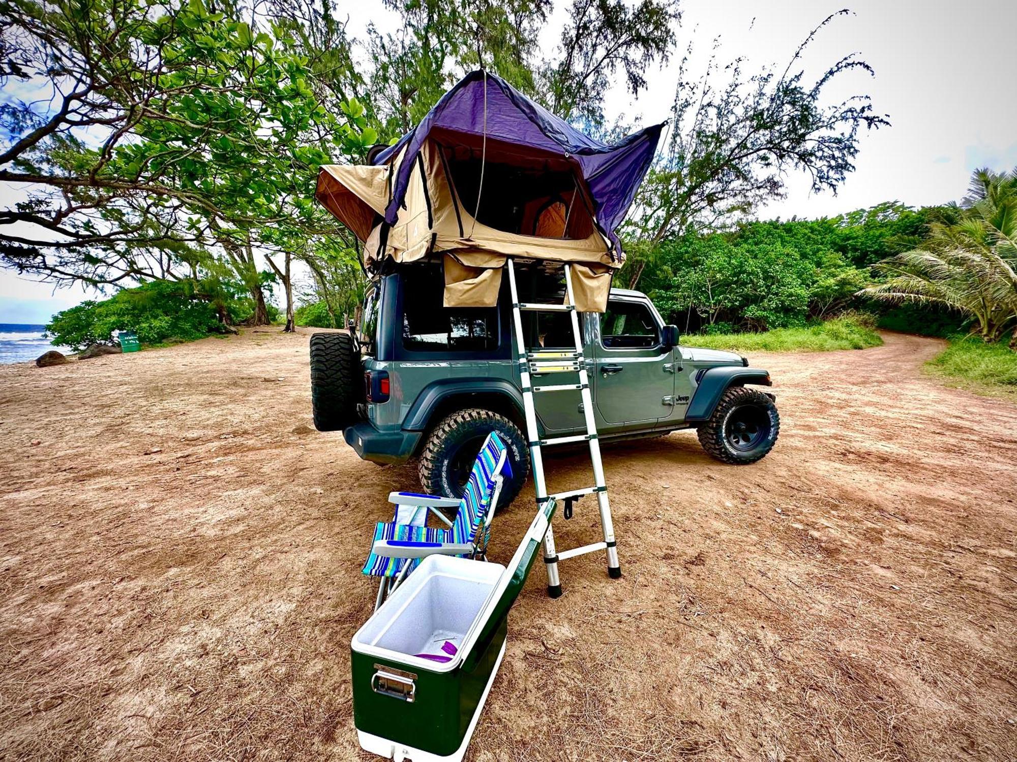 Explore Maui'S Diverse Campgrounds And Uncover The Island'S Beauty From Fresh Perspectives Every Day As You Journey With Aloha Glamp'S Great Jeep Equipped With A Rooftop Tent Paia Eksteriør billede
